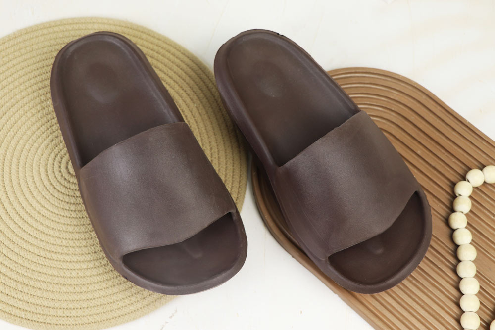 فروش عمده دمپایی پلاستیکی