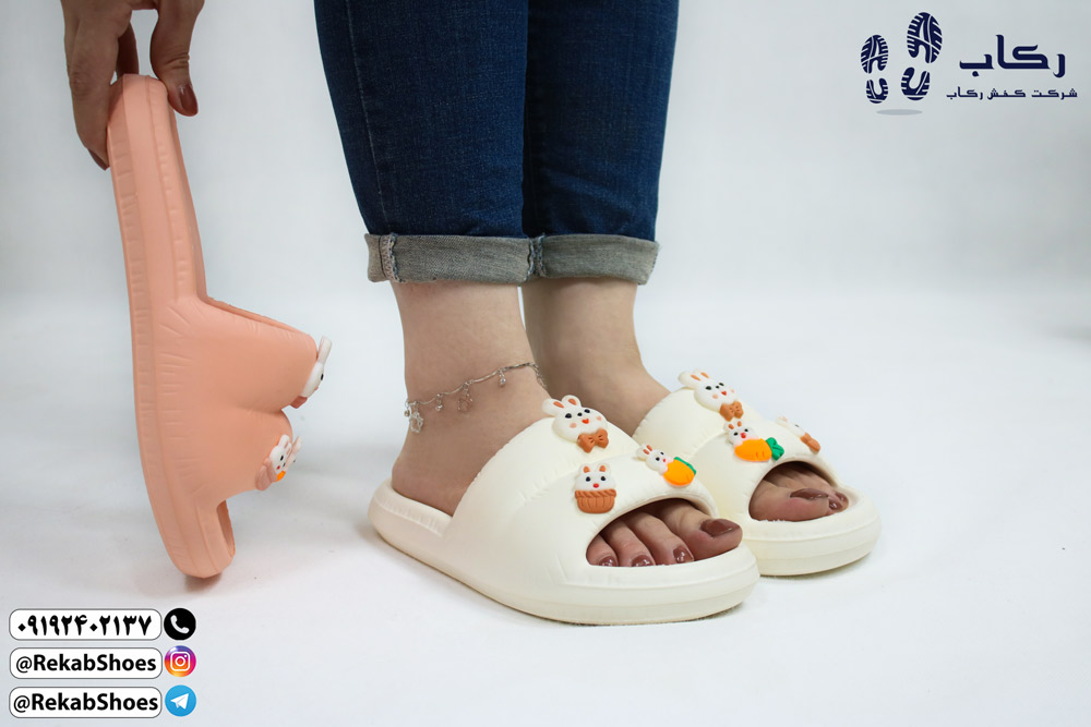 خرید دمپایی زنانه مدل هانی استیکر دار