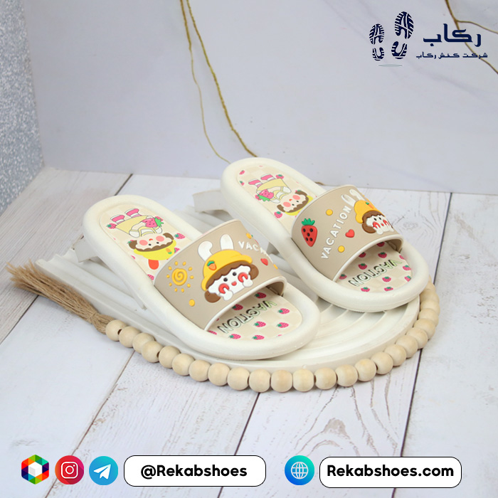 قیمت دمپایی بچگانه جدید مدل توت فرنگی قیمت دمپایی بچگانه جدید مدل توت فرنگی