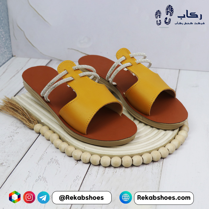 خرید دمپایی زنانه مدل گیسو دونوار خرید دمپایی زنانه مدل گیسو دونوار